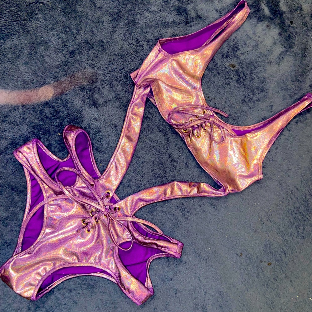 Iridescent Pink-Purple Lace-Up Bikini set